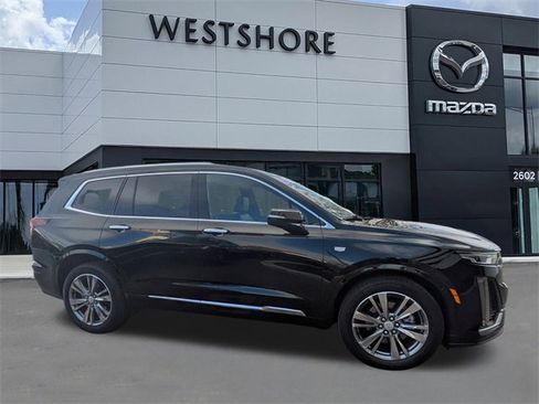 Used 2025 Cadillac XT6 Premium Luxury image 1