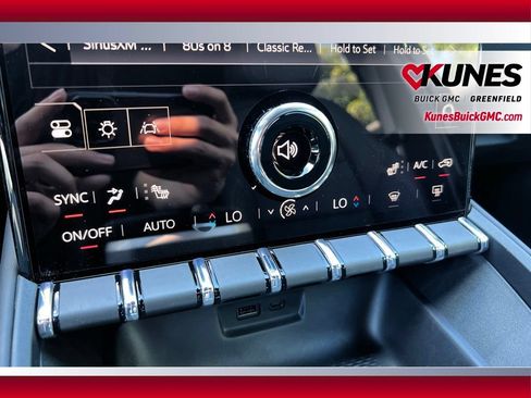 New 2026 GMC Terrain Elevation w/ Elevation Premium Package AWD/4WD image 28