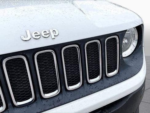 Used 2017 Jeep Renegade Sport w/ Power & Air Group AWD/4WD image 30