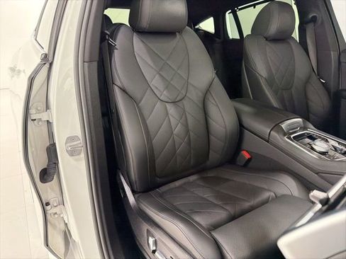 Certified 2024 BMW X6 xDrive40i w/ Executive Package image 19