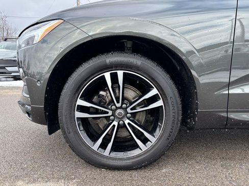 Used 2018 Volvo XC60 T5 Momentum w/ Vision Package image 28