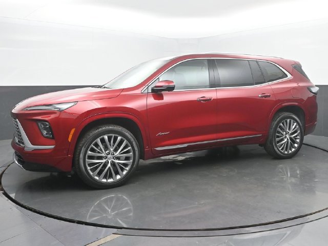 Used 2026 Buick Enclave Avenir w/ Super Cruise Package AWD/4WD image 2