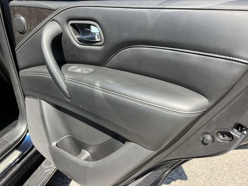 Used 2024 INFINITI QX80 Luxe image 14