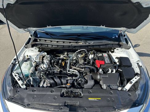 Used 2025 Nissan Altima 2.5 SV FWD image 31