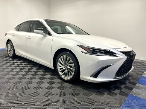 Used 2022 Lexus ES 350 Ultra Luxury image 1