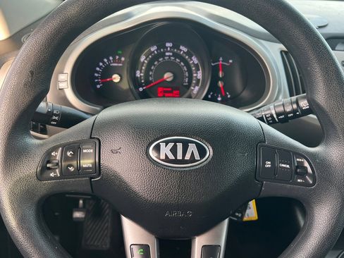 Used 2014 Kia Sportage LX image 18