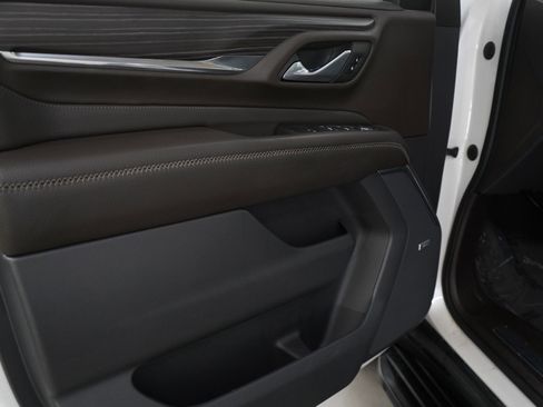 Used 2022 GMC Yukon Denali image 25