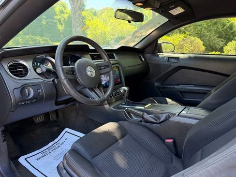 Used 2012 Ford Mustang Coupe RWD image 10