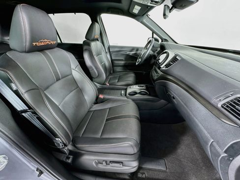 Certified 2023 Honda Passport TrailSport image 28