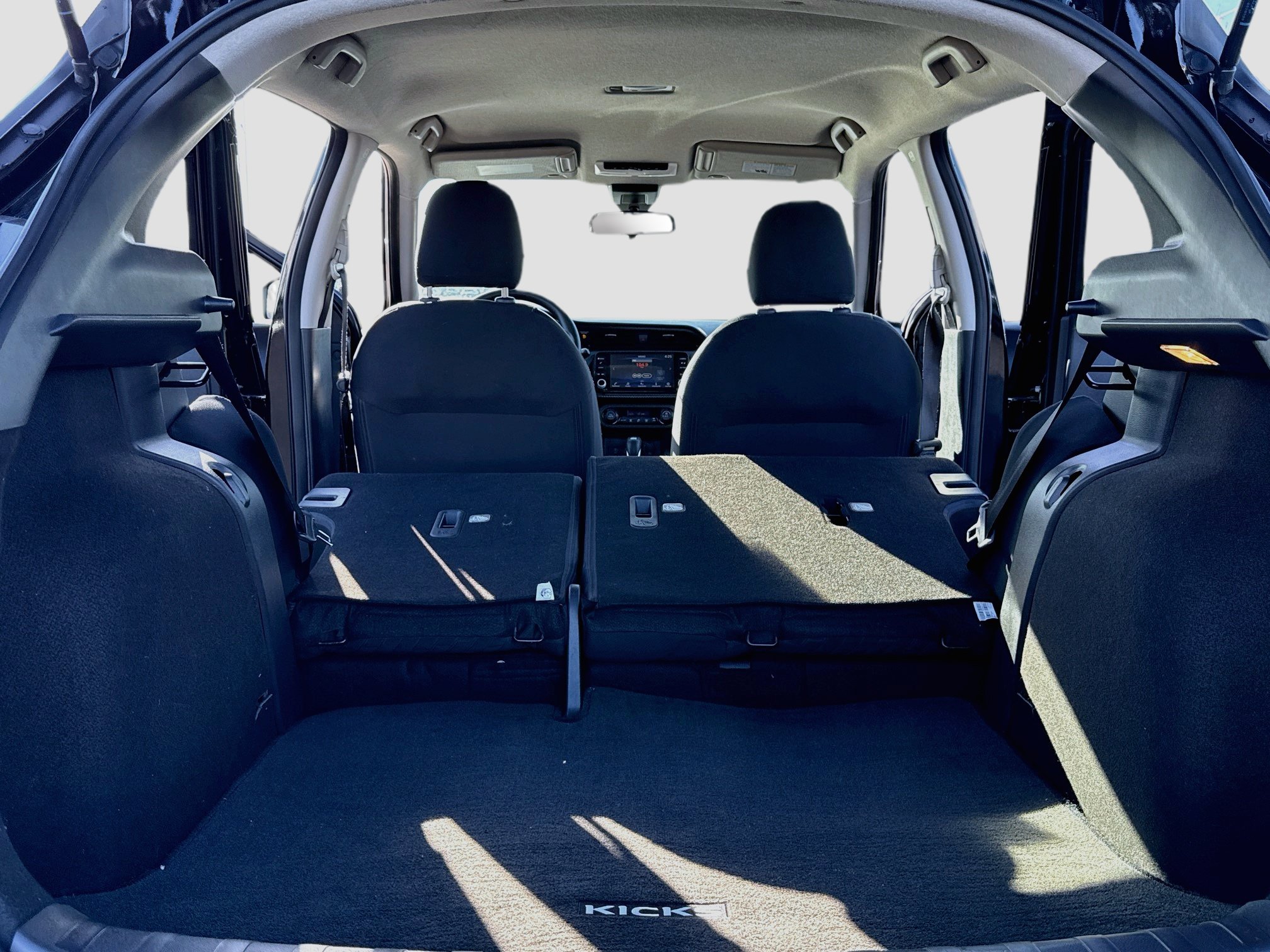 Used 2021 Nissan Kicks SV FWD image 22