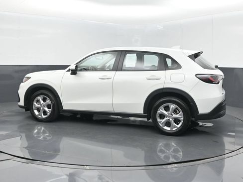 Certified 2024 Honda HR-V LX image 4