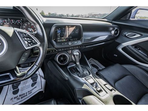 Used 2022 Chevrolet Camaro LT w/ RS Package image 14