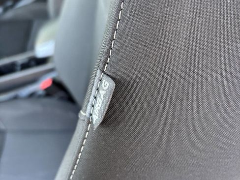 Used 2018 Ford Focus SE image 25