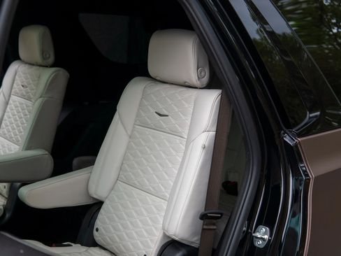 Used 2025 Cadillac Escalade V w/ LPO, Floor Liner Package AWD/4WD image 34