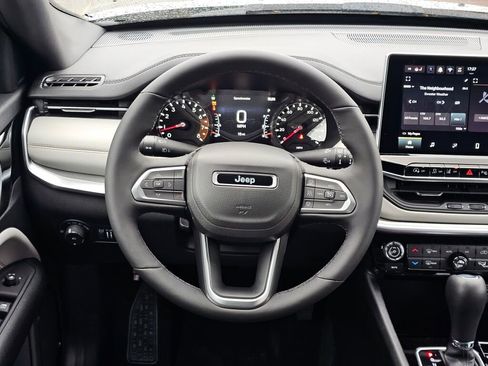 New 2026 Jeep Compass Limited image 15