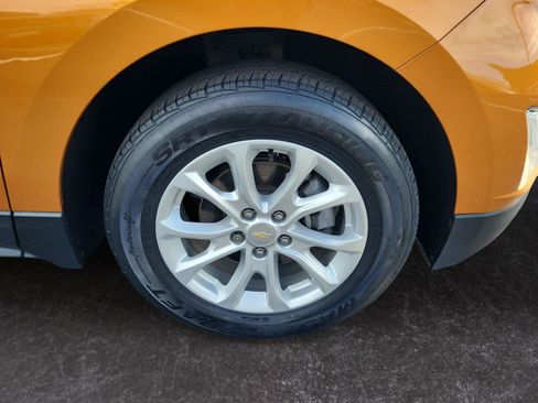 Used 2019 Chevrolet Equinox LT w/ Driver Convenience Package image 29