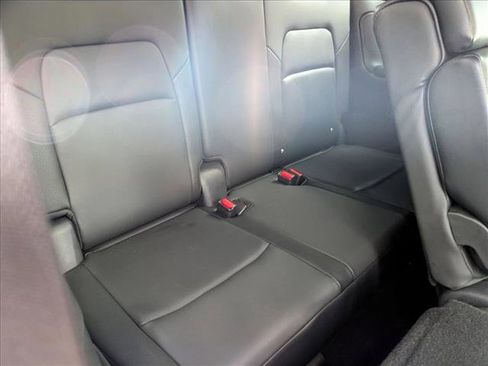 Used 2024 Nissan Pathfinder SL FWD image 20