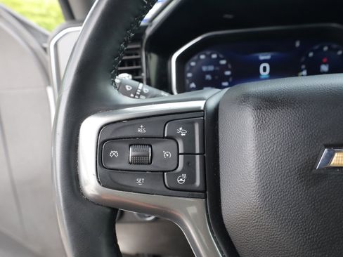 Used 2025 Chevrolet Silverado 1500 LT image 12