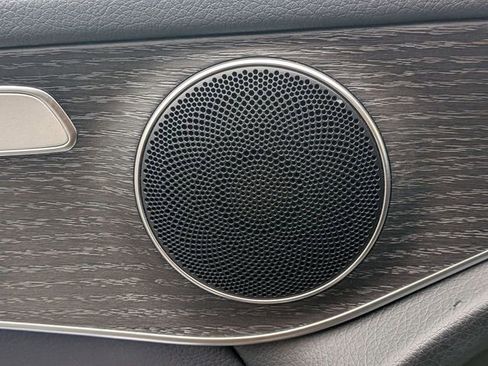 Used 2022 Mercedes-Benz GLC 300 4MATIC image 16