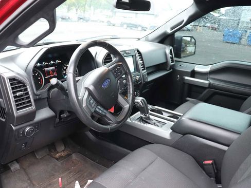 Used 2017 Ford F150 XLT w/ Equipment Group 302A Luxury AWD/4WD image 9