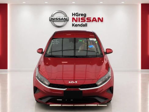 Used 2022 Kia Forte LXS FWD image 5