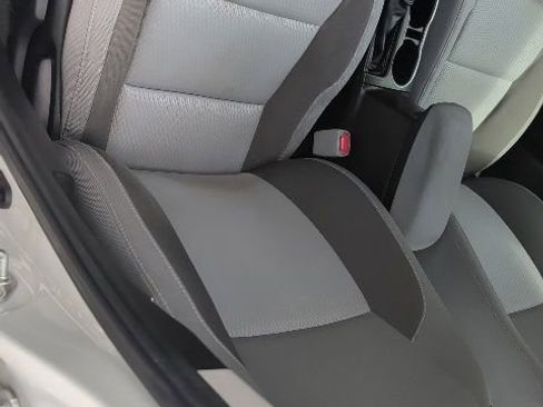 Used 2019 Toyota Corolla LE FWD image 20