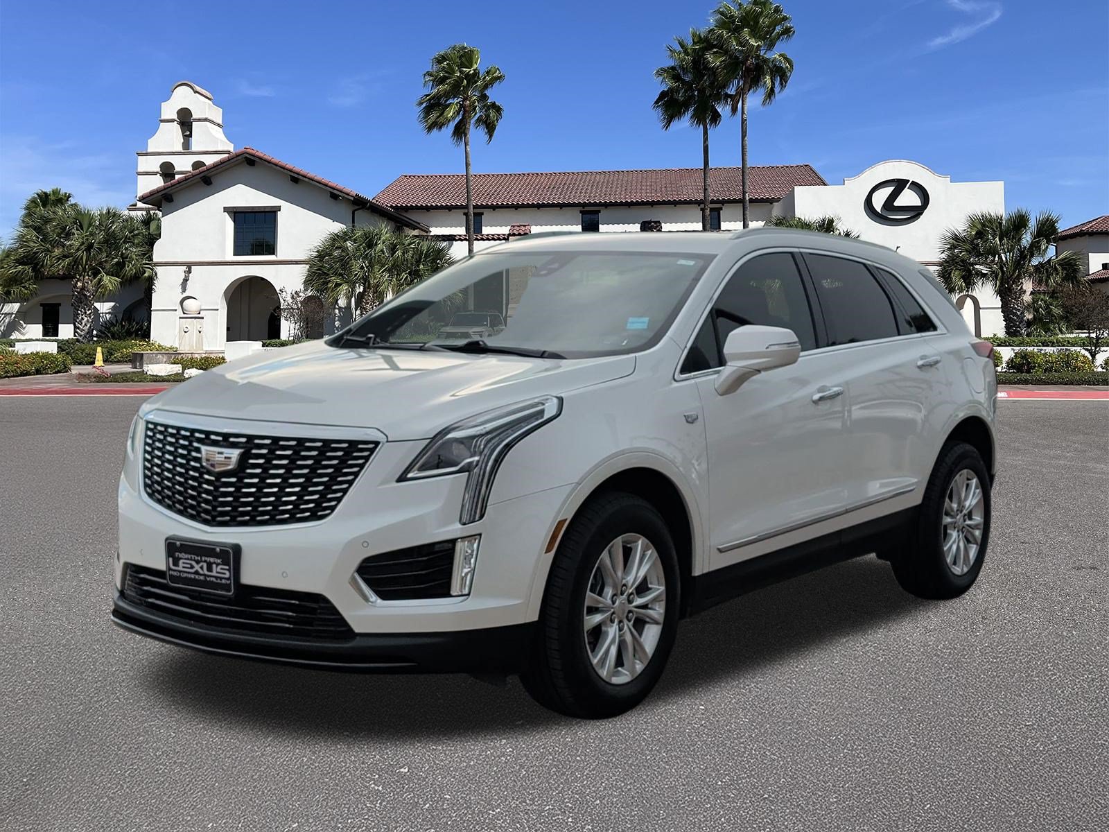Used 2023 Cadillac XT5 Luxury FWD image 5