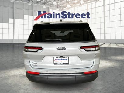 New 2026 Jeep Grand Cherokee L 4WD