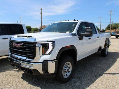 New 2025 GMC Sierra 2500 Pro w/ Convenience Package