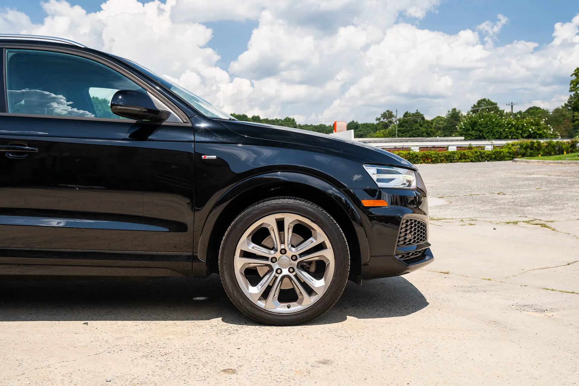 Used 2018 Audi Q3 2.0T Premium FWD image 12