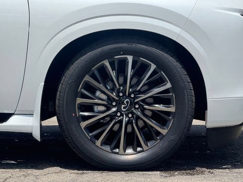 New 2026 INFINITI QX80 Autograph w/ Premium Cargo Package AWD/4WD image 3