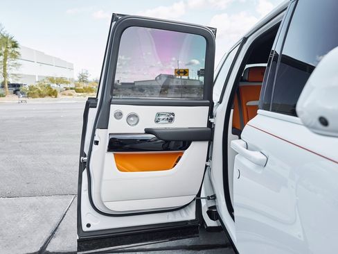 Used 2026 Rolls-Royce Cullinan image 29