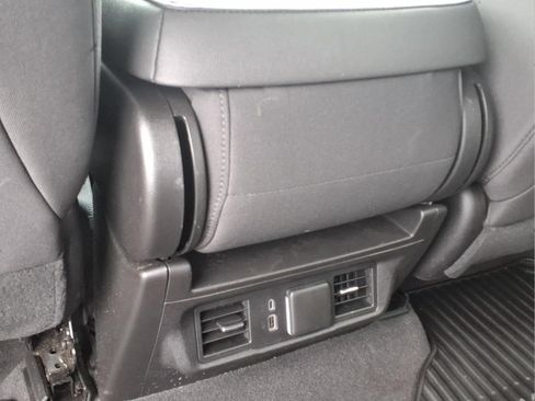 Certified 2024 Chevrolet Silverado 1500 LT AWD/4WD image 13