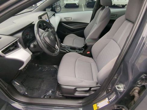 Certified 2023 Toyota Corolla SE w/ SE Package image 8