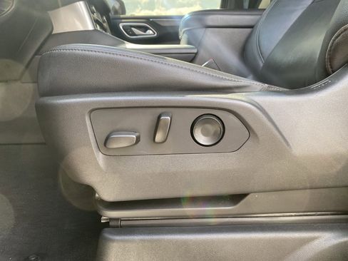 Used 2021 Chevrolet Tahoe Z71 image 27