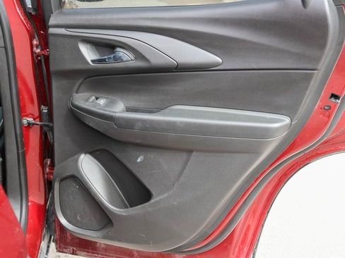 Used 2025 Chevrolet TrailBlazer LT image 15