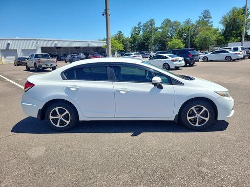 Used 2015 Honda Civic SE image 6