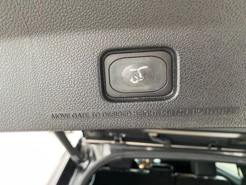 Used 2016 Ford Explorer XLT w/ Equipment Group 202A image 30