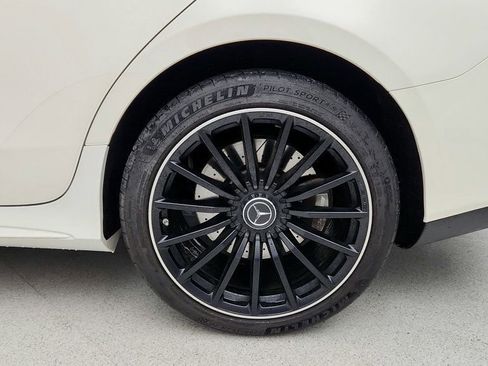 Used 2021 Mercedes-Benz AMG GT 43 image 9