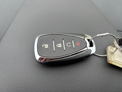 Used 2025 Chevrolet TrailBlazer LT image 22