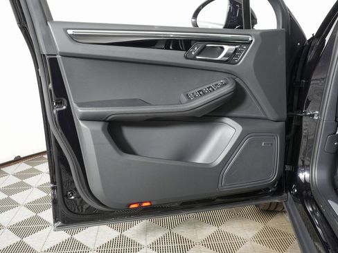 New 2026 Porsche Macan S image 14