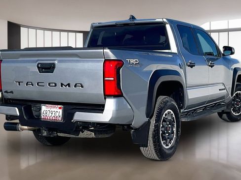 Used 2024 Toyota Tacoma TRD Off-Road AWD/4WD image 6
