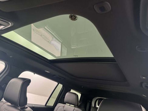 New 2025 Jeep Grand Cherokee L Summit w/ Luxury Tech Group V image 39