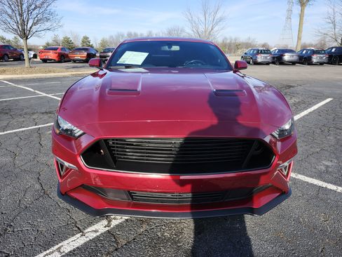 Used 2018 Ford Mustang Coupe image 11