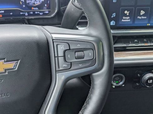 Used 2024 Chevrolet Silverado 1500 LT AWD/4WD image 17