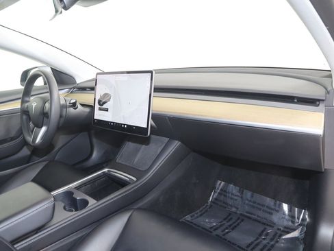 Used 2021 Tesla Model 3 Long Range image 39