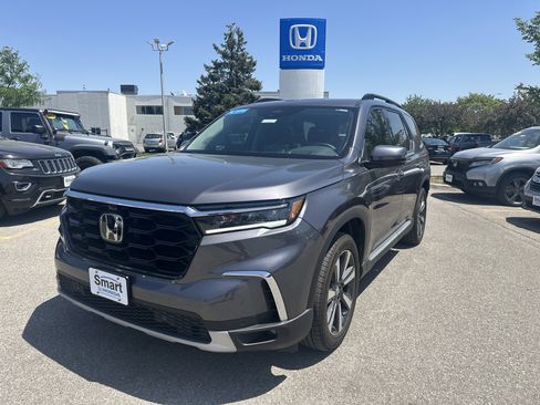 Certified 2025 Honda Pilot Elite image 1