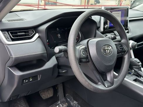 Certified 2024 Toyota RAV4 XLE FWD image 22