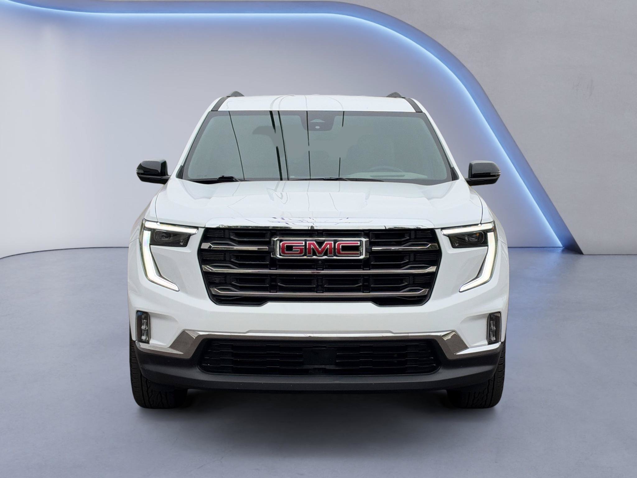 Used 2026 GMC Acadia Elevation w/ Elevation Premium Package FWD image 2