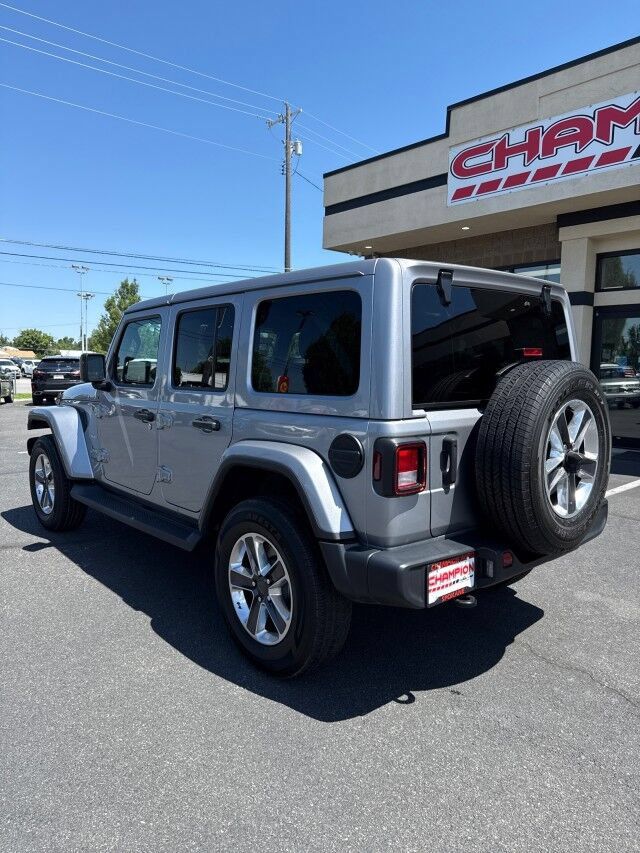 Used 2021 Jeep Wrangler Unlimited Sahara w/ Uconnect 4C Nav & Sound Group AWD/4WD image 7